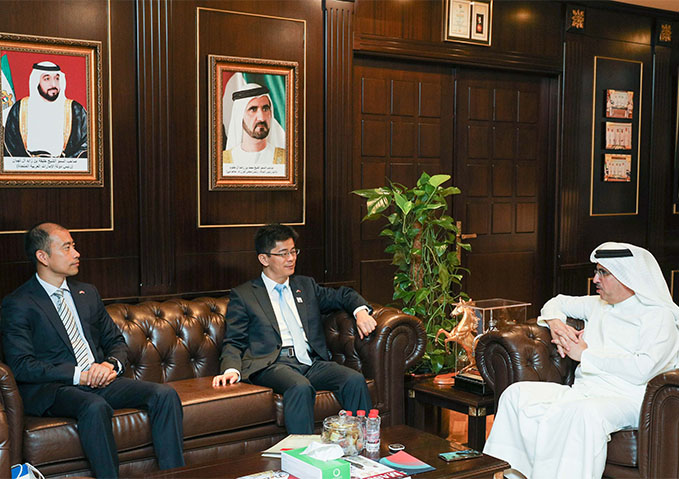 CEO of DEWA meets Chinese Consul General to enhance collaboration with ...